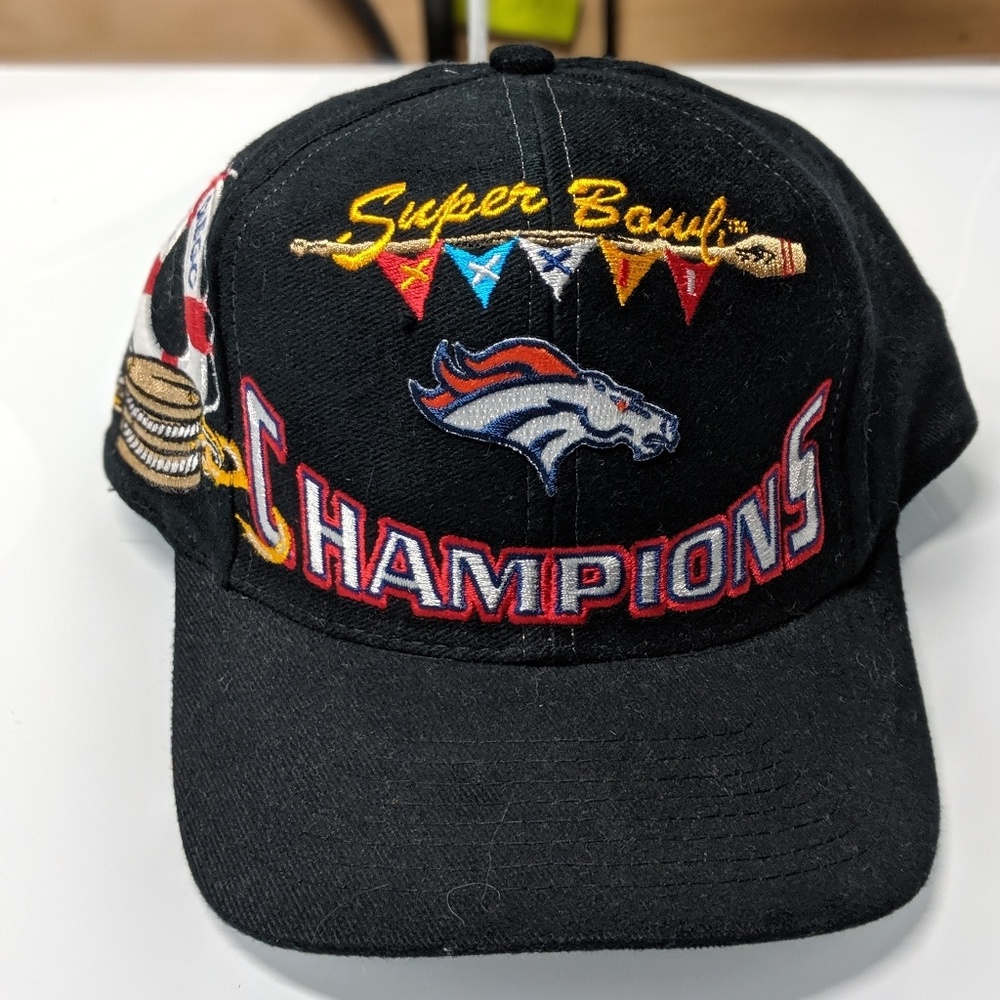 NFL Denver Broncos Super Bowl Champions 1998 Proli